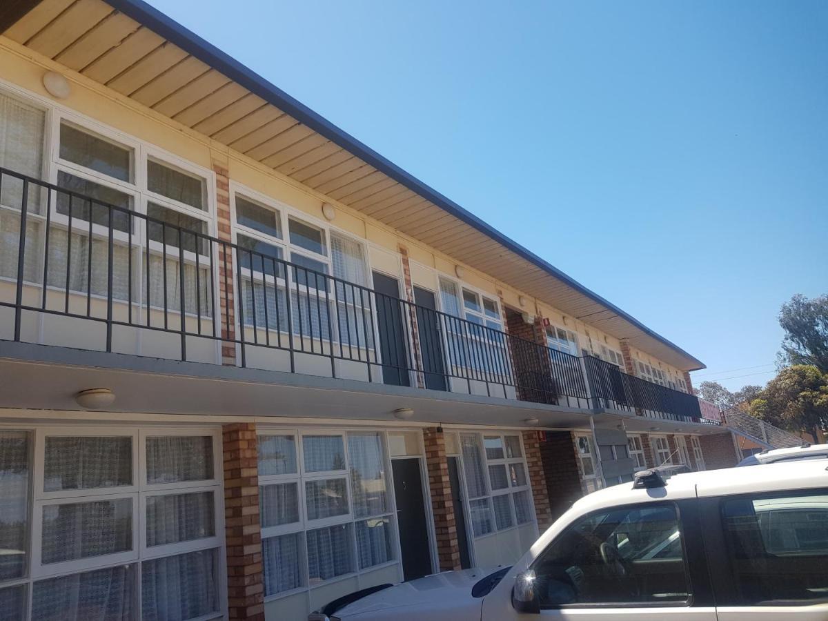 Whyalla Country Inn Motel Exterior photo
